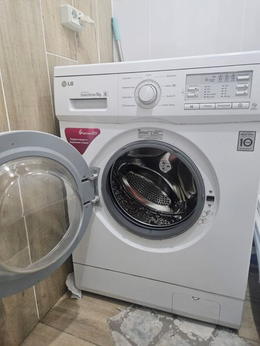 Продам стиральную машину