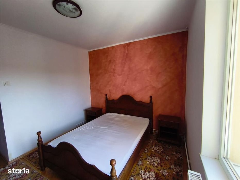 Apartament 3 Camere 80mp Tudor Etaj Intermediar zona Corina