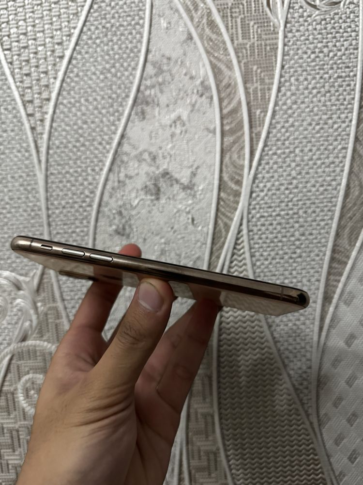 Iphone xs 64 g b