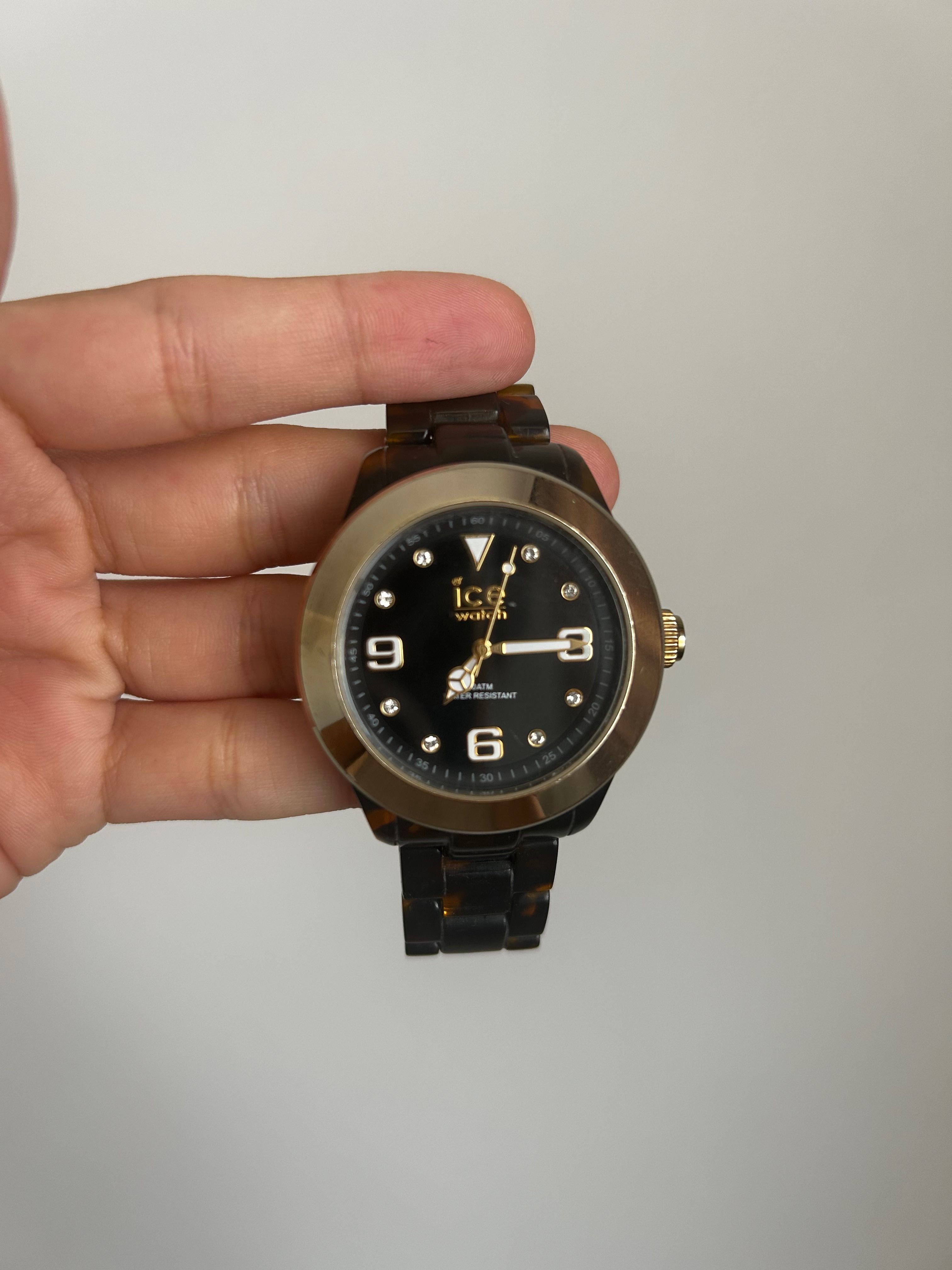 Продам часы б/у Ice watch