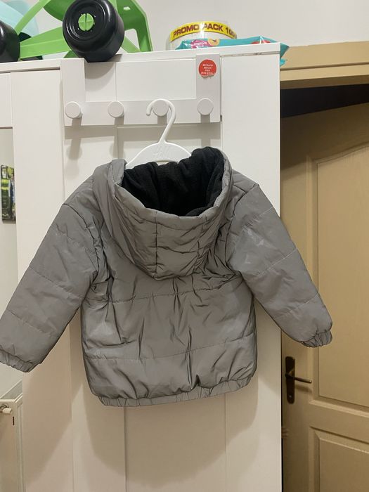 Geaca cu reflexie de culori