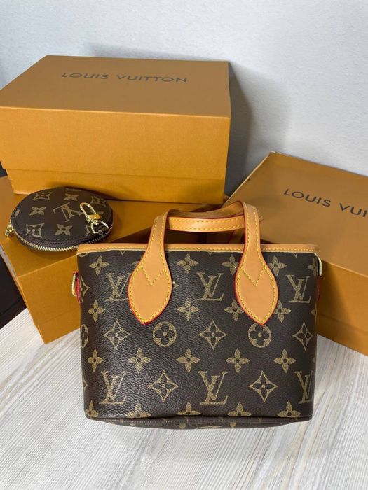 Каробки дакументли хамма нарсаси бор