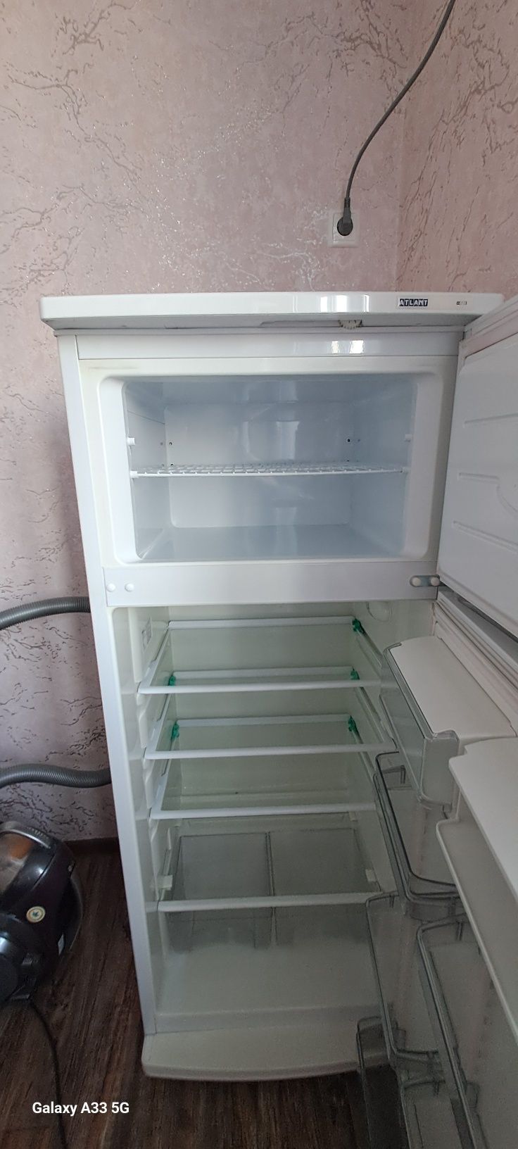 Продаётся холодильник