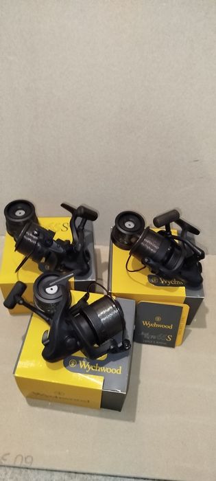 Три броя макари wychwood riot 65s