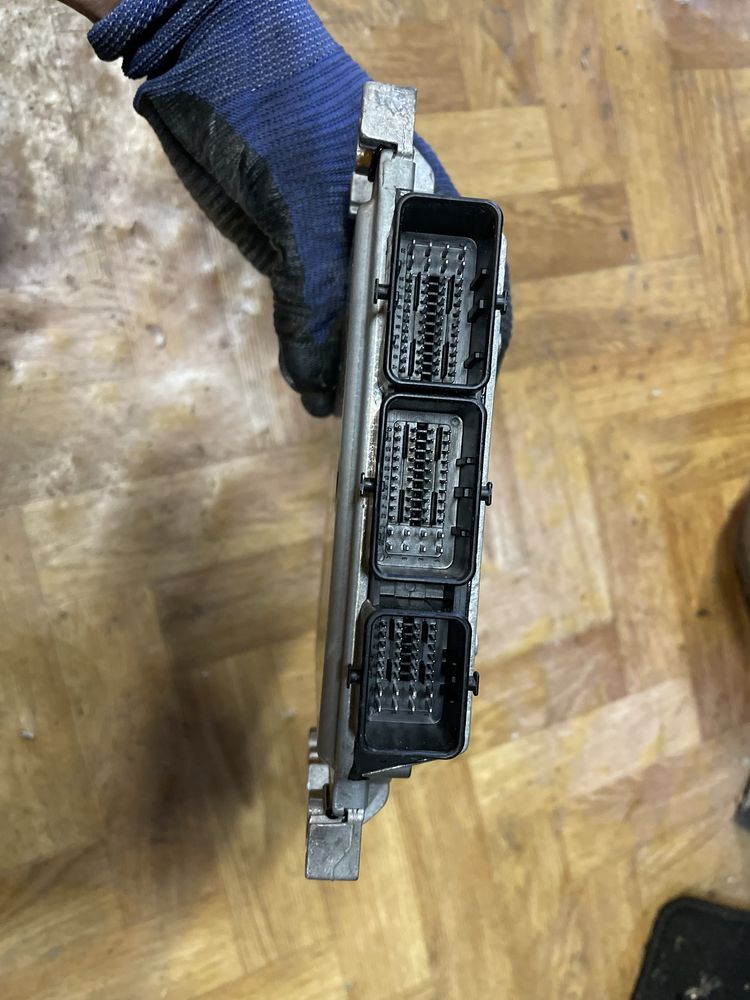 ECU/Компютър Двигател/Ford Mondeo Mk4/2.0 TDCi/140k.c./Форд Мондео Мк4