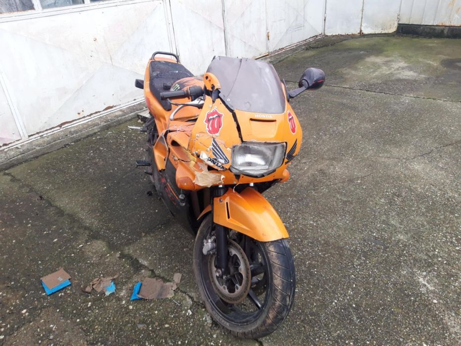 Schimb/vind/2 Honda CBR 600/1991/1995 cu acte