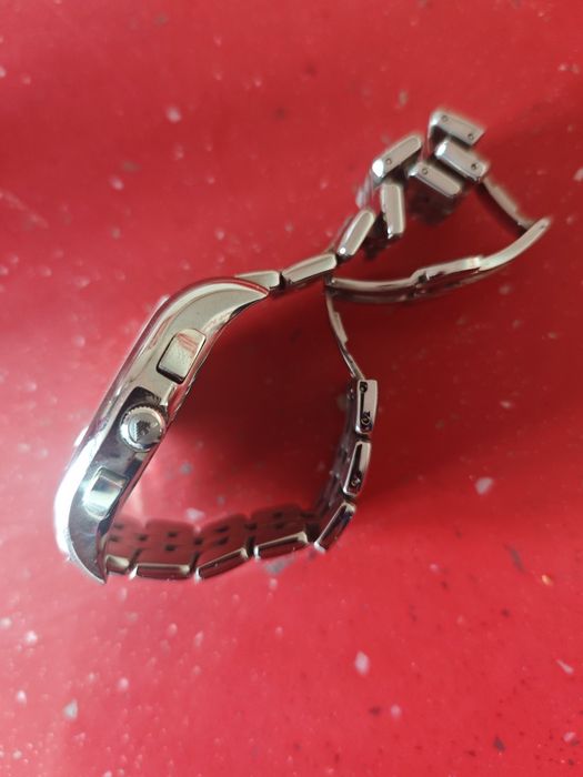 Vând ceas Emporio Armani bărbați, foarte puțin folosit