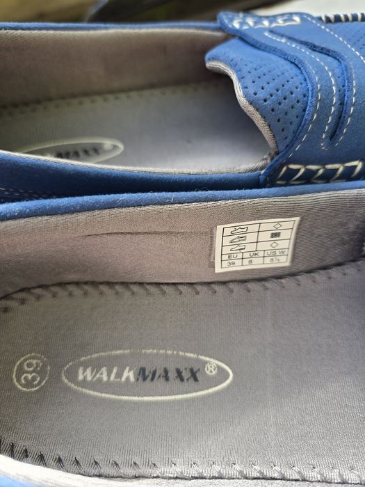 Сини обувки wallmaxx