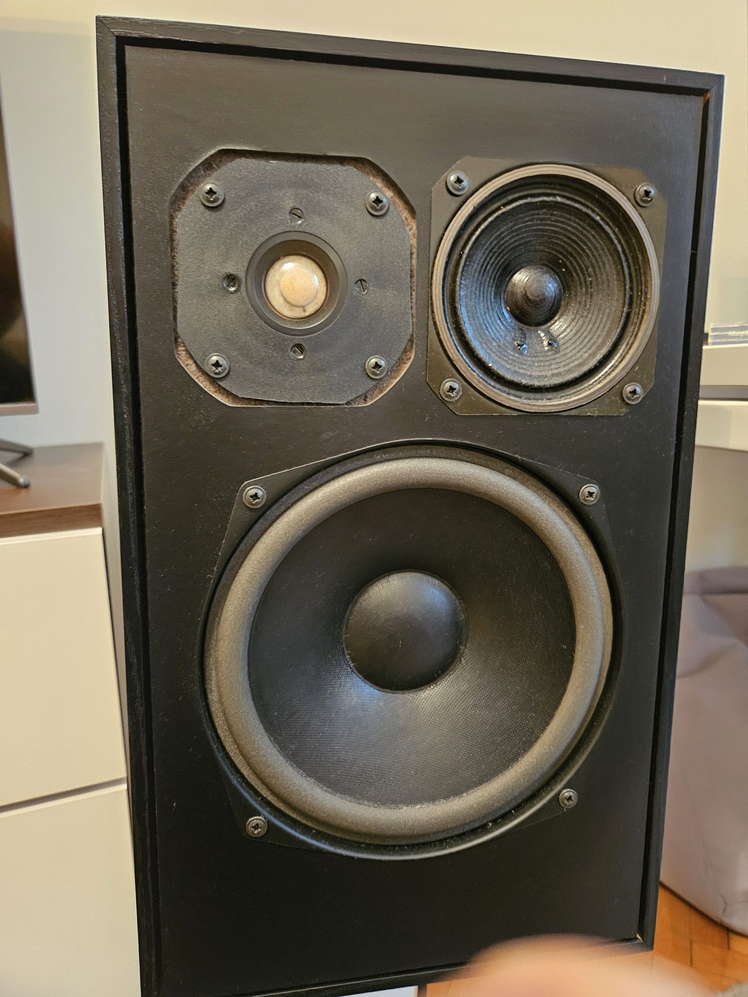 Колони Magnat Monitor B,
4-8 Ома, 80/120W
