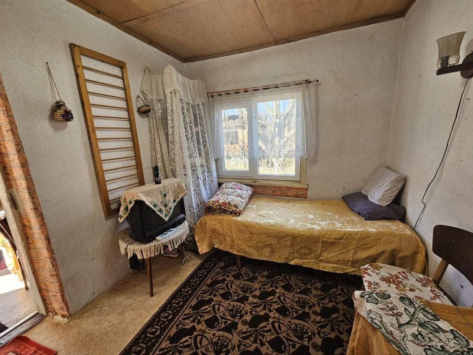 Продава се Къща в с. Жедна, Област Перник - 60 кв.м за 612 €/кв.м - Снимка #10