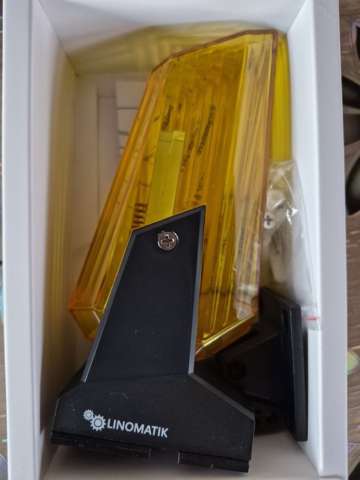 Lampa poarta Linomatik