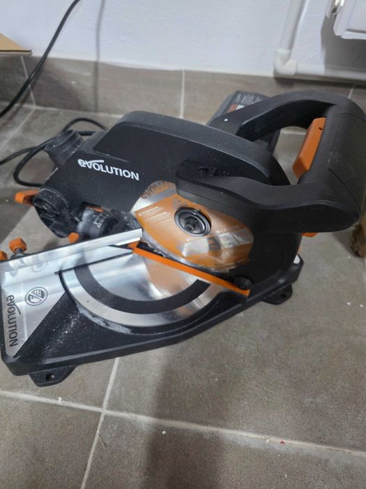 Fierastrau circular de masa multifunctional R210CMS EU Evolution
