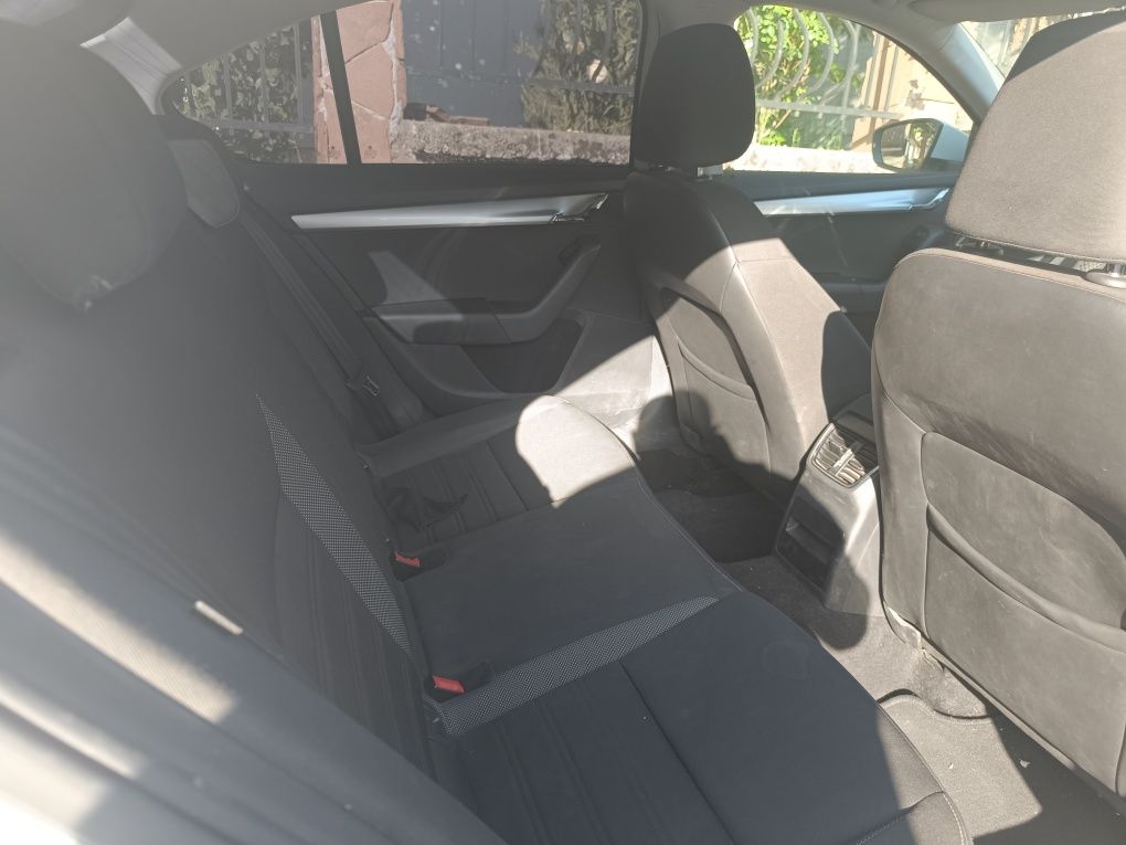 Skoda Octavia  2.0 150 6DSG