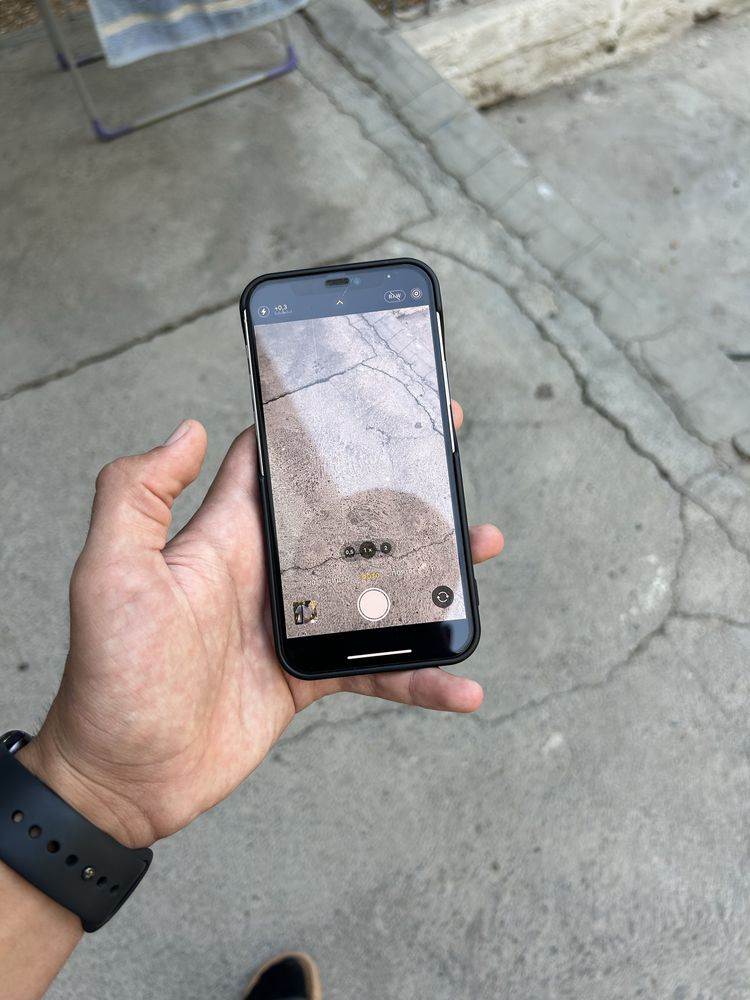 Jigar siz uchun iPhone 12 Pro