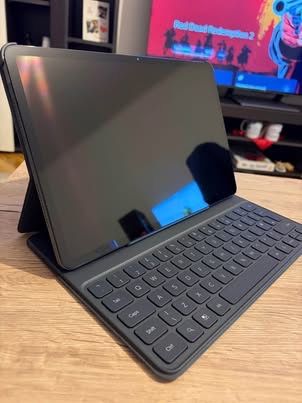Tableta Honor Pad 9, Varianta Sim + Tastatura