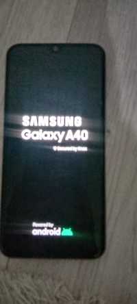 Телефон Samsung A40