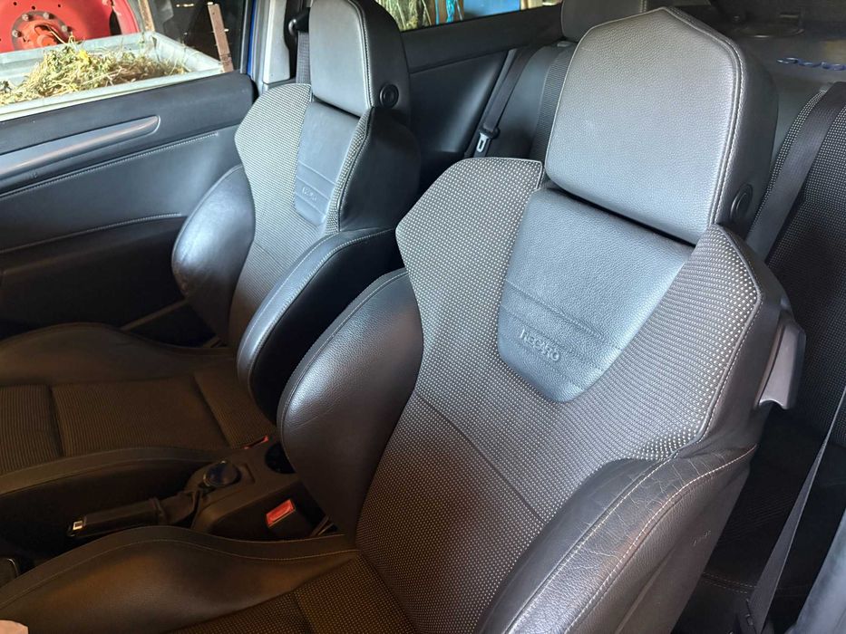 Opel Astra H GTC OPC Line - avariat