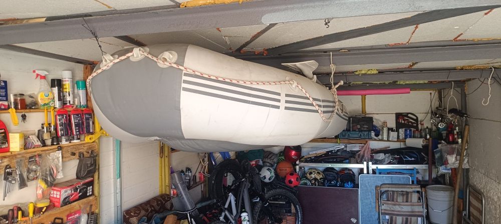 Надуваема лодка без мотор