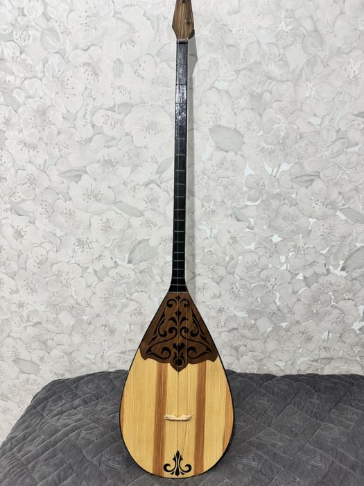 Продам Домбыра в очень хорошем состоянии