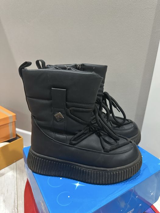 Зимнии дутики для девочки