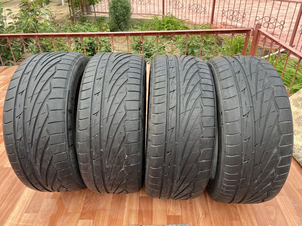 Летние шины TOYO 235/45/18
