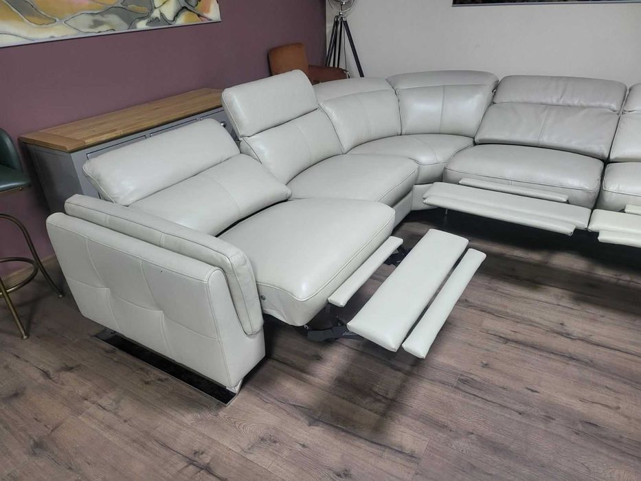Кремав кожен ъглов диван с електрически релаксиращ механизъм