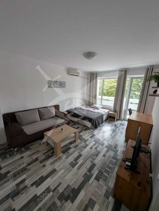 Дава се под наем Едностаен апартамент в Варна, Червен площад - 50 кв.м за 450 € - Снимка #3