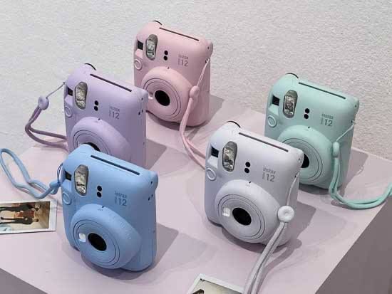 Новый Instax Mini 12 Instant! Бесплатная Доставка!