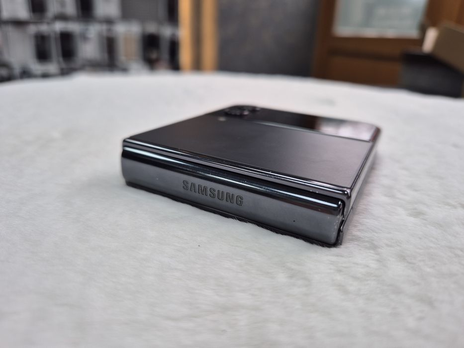 Samsung Z Flip 4