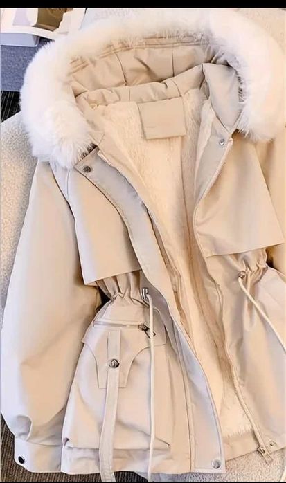 Geaca ușoară și călduroasă mărimea xl, xxl