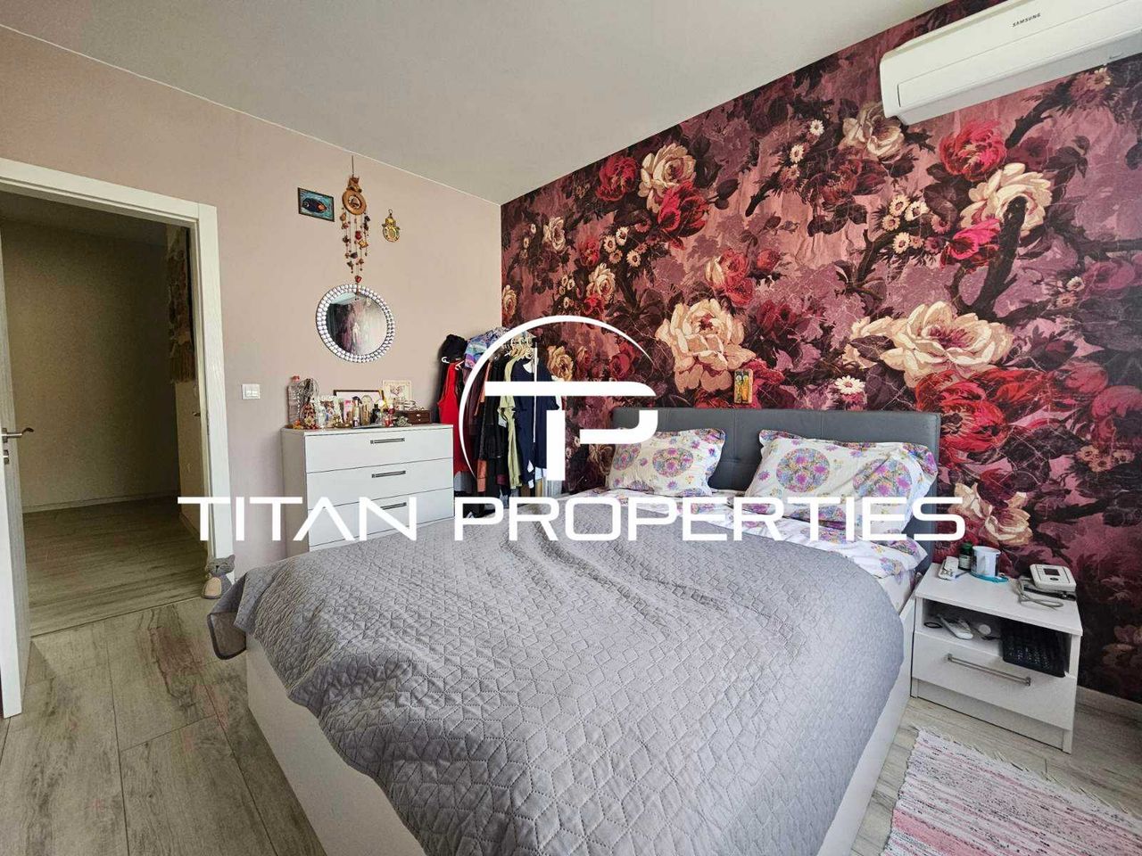Продава се Тристаен апартамент в Варна, Бриз - 100 кв.м за 2350 €/кв.м - Снимка #4