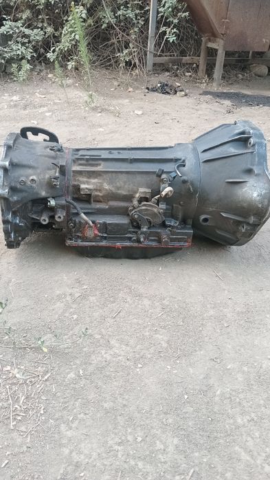 Продам  коробку автомат Нисан Мистраль  1995г.R 20 дт 27