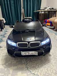 Детская машина электромобиль BMW