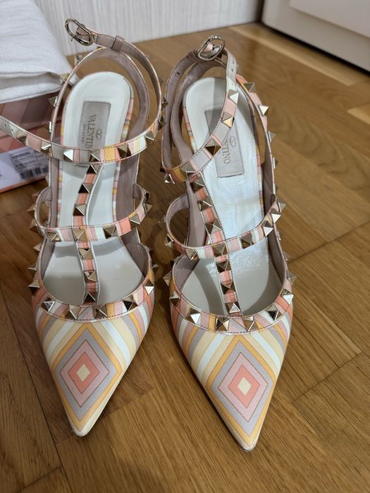 Valentino Rockstud 38