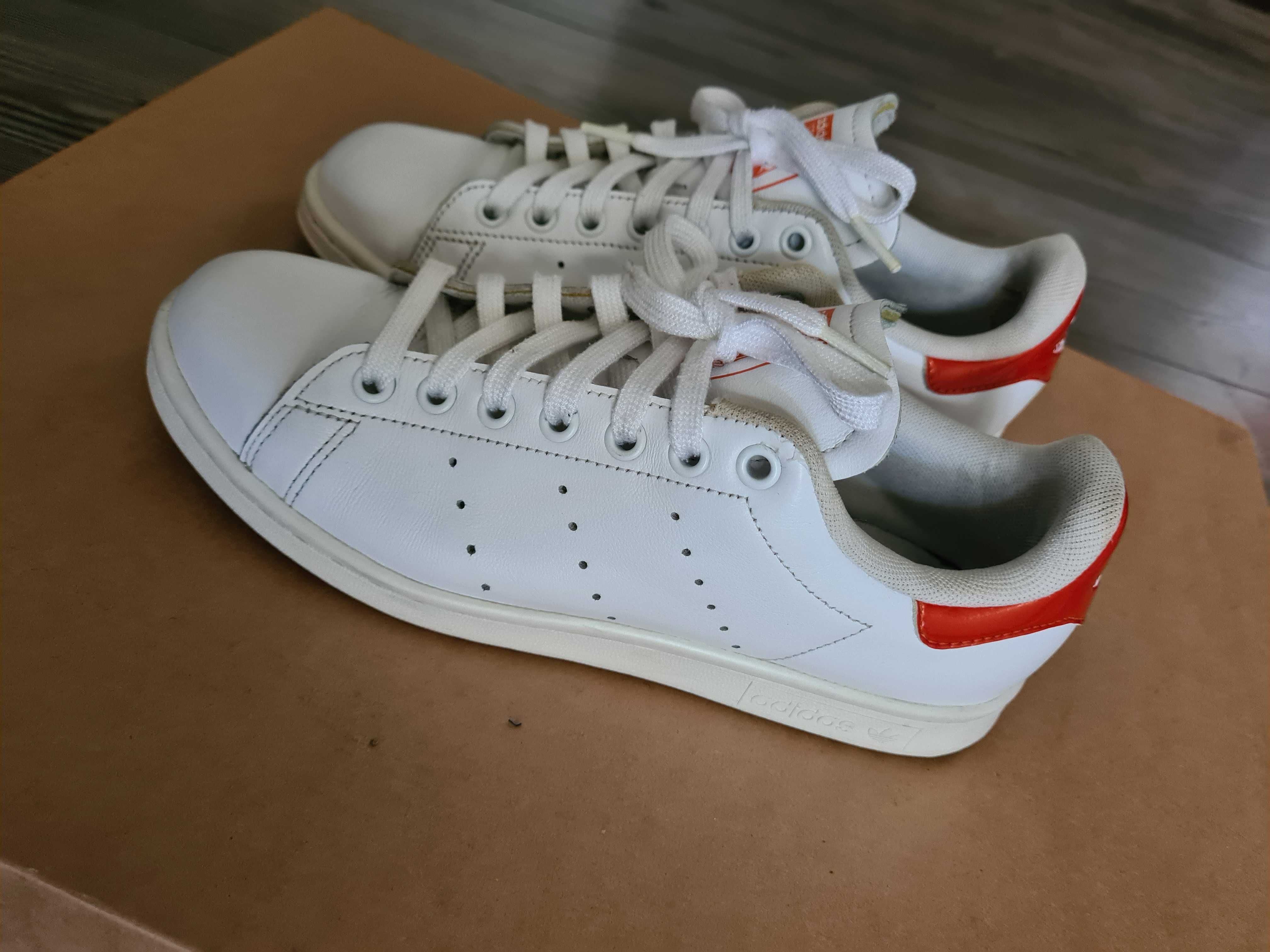 Vand adidasi Adidas Stan Smith mar 40