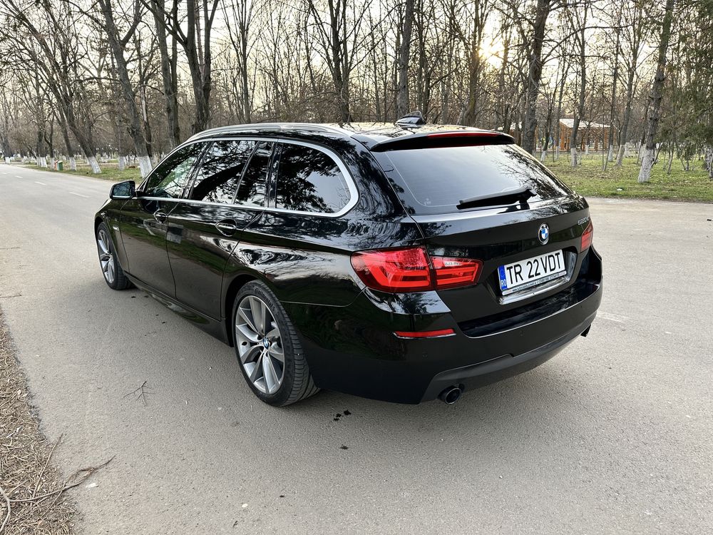 BMW Seria 5 520d Touring Sport