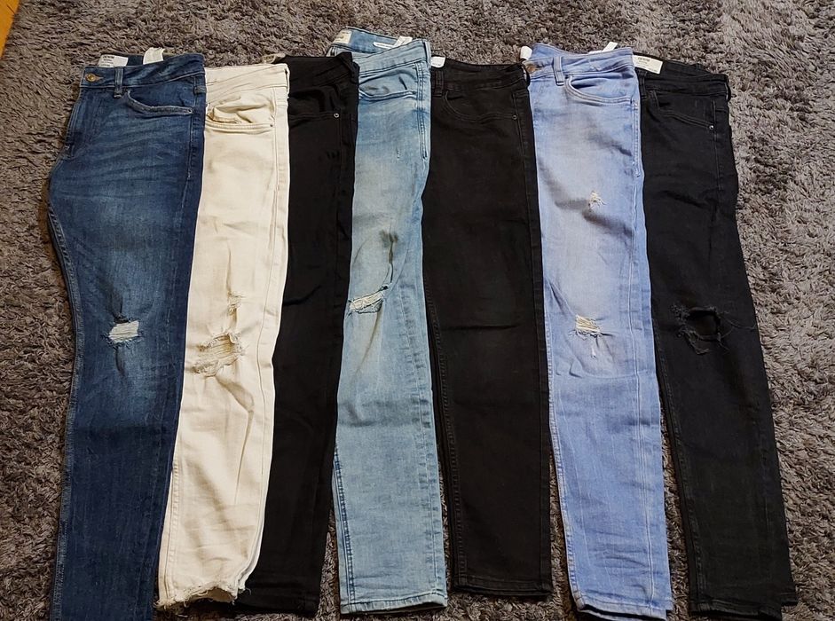 Blugi Bershka bărbați mărimea 38