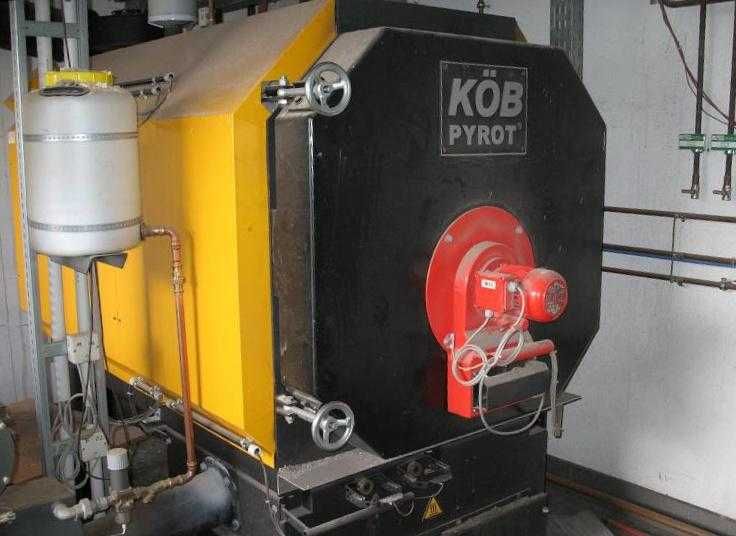 Viessmann/KÖB 220 kW cazan pe așchii + alimentare (DEMONTAT)– Austriac