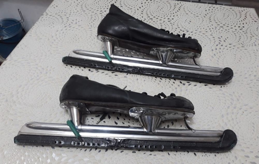 Беговые коньки мужские,ботинки кожаные