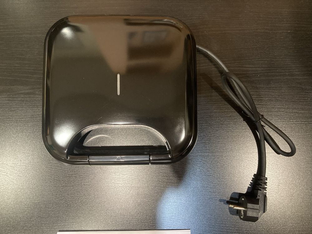 Продавам чисто нова електрическа скара sandwich maker