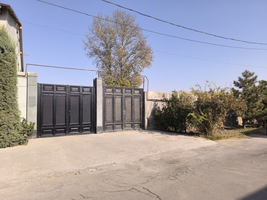 Продае́тся земля  фасад 70м на дл 25м в Яшнаабад районе,оp. пост тузел