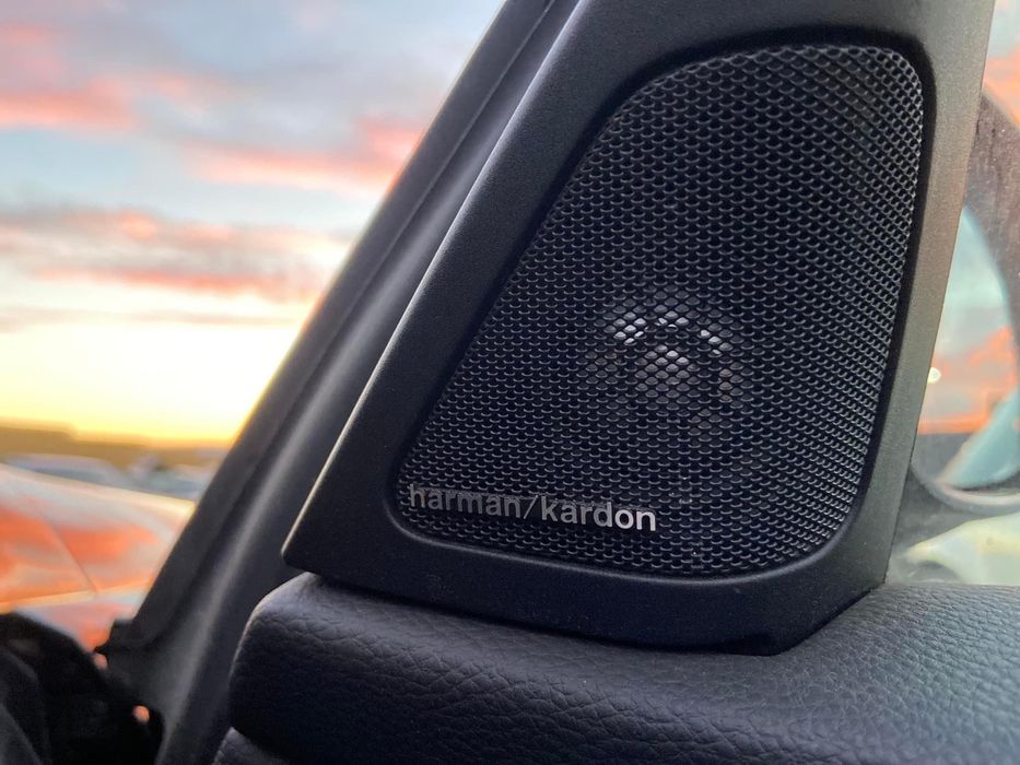 Dezmembrez BMW 320d ,M PACK Edition 2012,Harman Kardon,Cic,jante 313 M