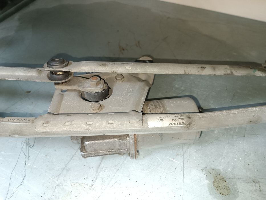 Моторче за чистачки и механизми за Volvo XC70 00-05