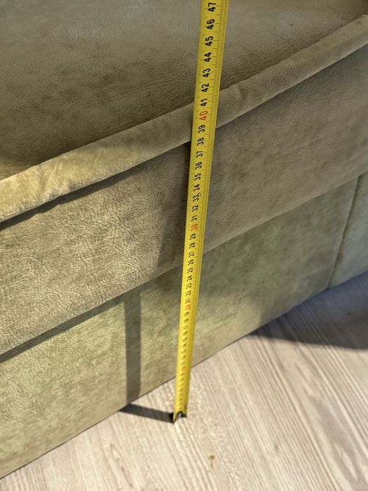 Fotoliu tapitat cu material textil de buna calitate