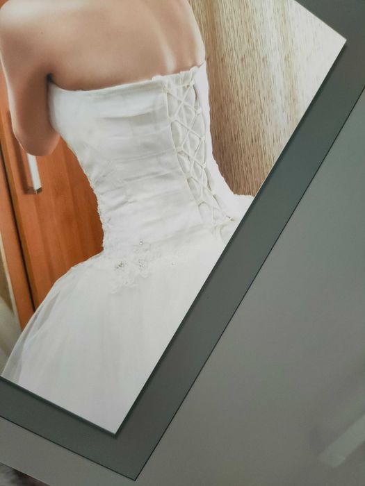 Rochie de mireasa, IASI