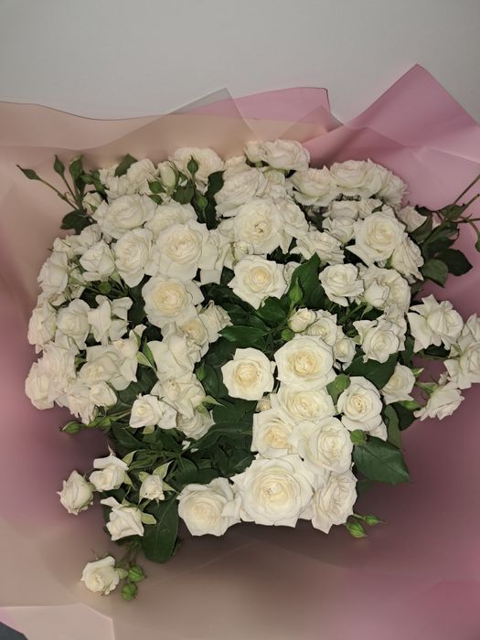 Роза гүлі 17 штук , 17 кустовых роз