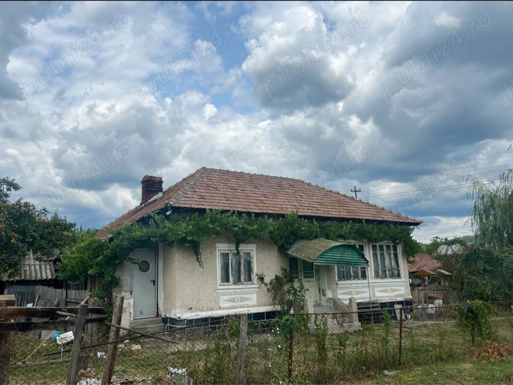 Casa plus pamant