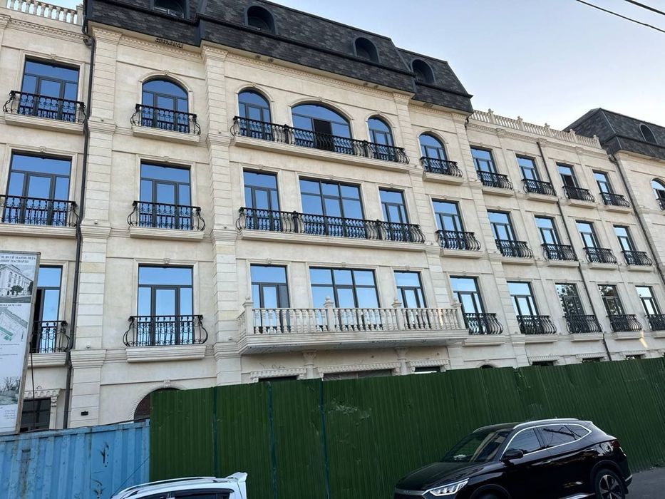 Akfa rom eshiklar ishlab chiqaramiz narxlar kelishilgan holda