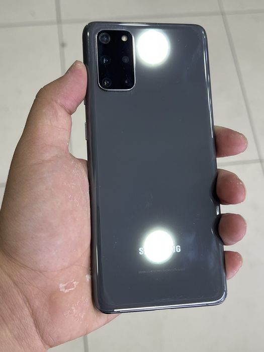 Samsung s20+ sotiladi