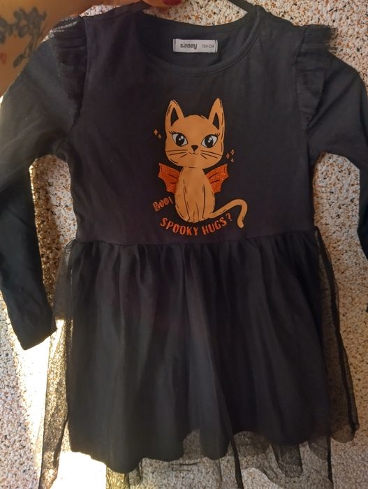 Lot haine 104 cm se vând împreună